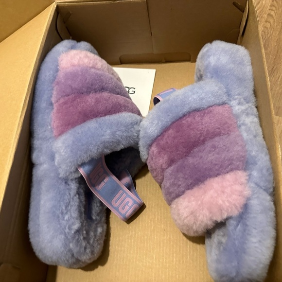 Fluffy Ugg Slippers - Picture 1 of 3